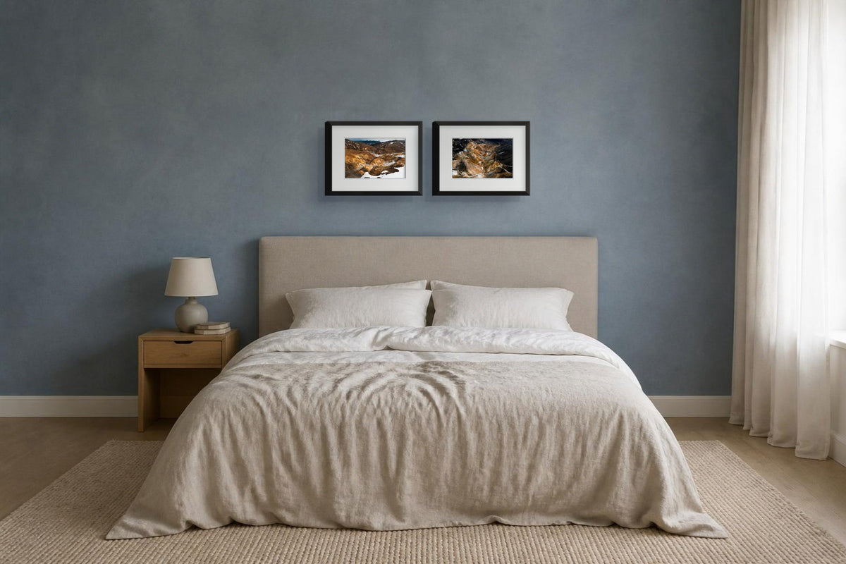 Elemente mit Farben, Fine-Art-Fotografie, Raumansicht 2 × 30 × 20 cm im Schlafzimmer